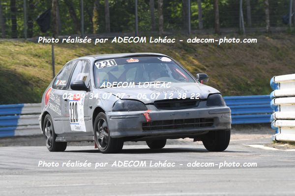 http://v2.adecom-photo.com/images//3.FOL'CAR/2023/FOL_CAR_MAYENNE_2023/ORAIN_Matthieu_LESAGE_Laurent/30A_8137.JPG