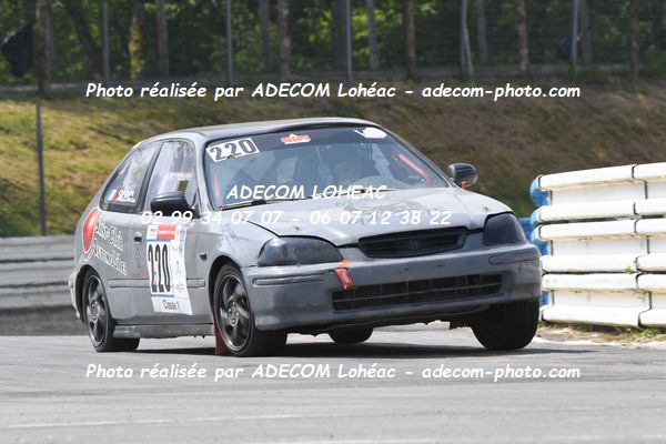 http://v2.adecom-photo.com/images//3.FOL'CAR/2023/FOL_CAR_MAYENNE_2023/ORAIN_Matthieu_LESAGE_Laurent/30A_8138.JPG