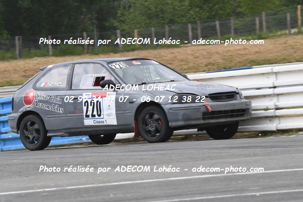 http://v2.adecom-photo.com/images//3.FOL'CAR/2023/FOL_CAR_MAYENNE_2023/ORAIN_Matthieu_LESAGE_Laurent/30A_8380.JPG