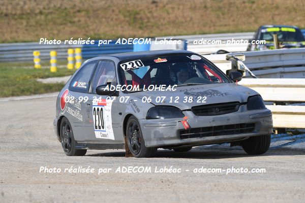 http://v2.adecom-photo.com/images//3.FOL'CAR/2023/FOL_CAR_MAYENNE_2023/ORAIN_Matthieu_LESAGE_Laurent/30A_9493.JPG