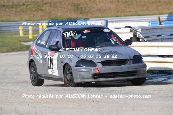 http://v2.adecom-photo.com/images//3.FOL'CAR/2023/FOL_CAR_MAYENNE_2023/ORAIN_Matthieu_LESAGE_Laurent/30A_9509.JPG