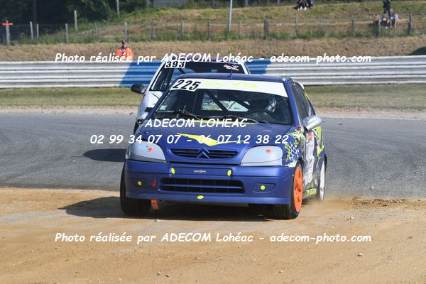 http://v2.adecom-photo.com/images//3.FOL'CAR/2023/FOL_CAR_MAYENNE_2023/PETIOT_Jean_Christophe/30A_0322.JPG