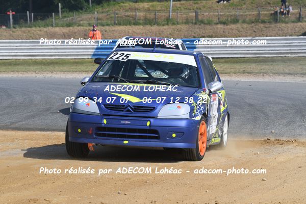 http://v2.adecom-photo.com/images//3.FOL'CAR/2023/FOL_CAR_MAYENNE_2023/PETIOT_Jean_Christophe/30A_0323.JPG