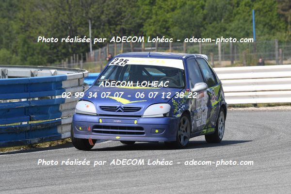 http://v2.adecom-photo.com/images//3.FOL'CAR/2023/FOL_CAR_MAYENNE_2023/PETIOT_Jean_Christophe/30A_0576.JPG