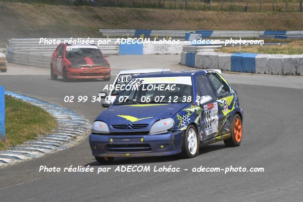 http://v2.adecom-photo.com/images//3.FOL'CAR/2023/FOL_CAR_MAYENNE_2023/PETIOT_Jean_Christophe/30A_0818.JPG