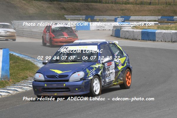 http://v2.adecom-photo.com/images//3.FOL'CAR/2023/FOL_CAR_MAYENNE_2023/PETIOT_Jean_Christophe/30A_0819.JPG