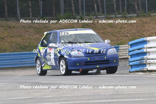 http://v2.adecom-photo.com/images//3.FOL'CAR/2023/FOL_CAR_MAYENNE_2023/PETIOT_Jean_Christophe/30A_7443.JPG