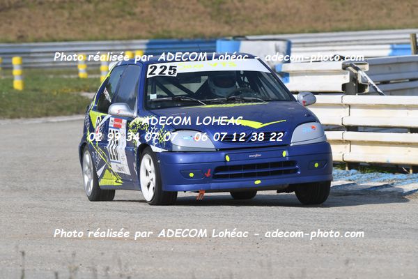 http://v2.adecom-photo.com/images//3.FOL'CAR/2023/FOL_CAR_MAYENNE_2023/PETIOT_Jean_Christophe/30A_9109.JPG