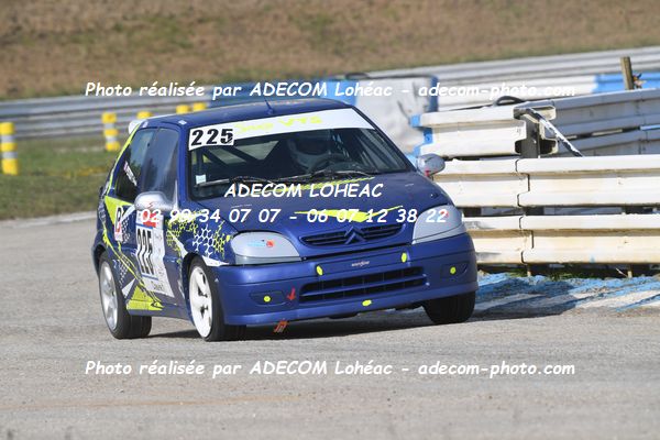 http://v2.adecom-photo.com/images//3.FOL'CAR/2023/FOL_CAR_MAYENNE_2023/PETIOT_Jean_Christophe/30A_9129.JPG