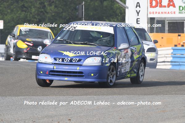 http://v2.adecom-photo.com/images//3.FOL'CAR/2023/FOL_CAR_MAYENNE_2023/PETIOT_Jean_Christophe/30A_9821.JPG