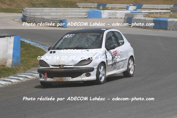 http://v2.adecom-photo.com/images//3.FOL'CAR/2023/FOL_CAR_MAYENNE_2023/POUDEROUX_Xavier/30A_0812.JPG