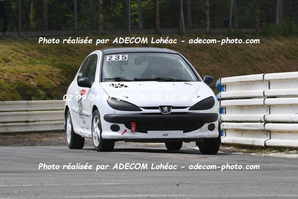 http://v2.adecom-photo.com/images//3.FOL'CAR/2023/FOL_CAR_MAYENNE_2023/POUDEROUX_Xavier/30A_7948.JPG