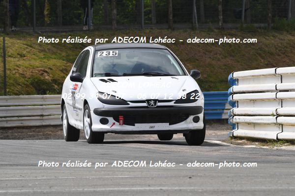 http://v2.adecom-photo.com/images//3.FOL'CAR/2023/FOL_CAR_MAYENNE_2023/POUDEROUX_Xavier/30A_7970.JPG