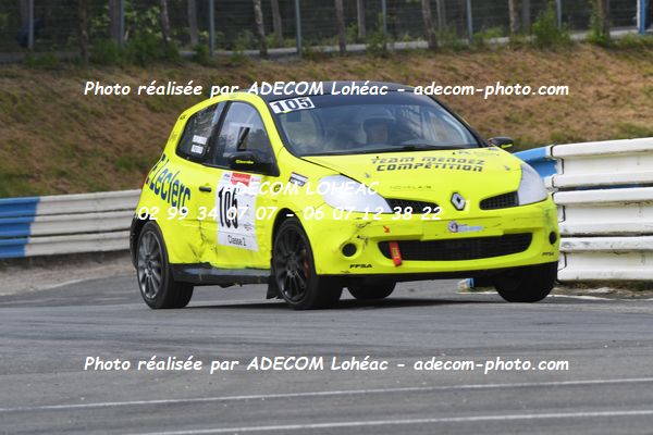 http://v2.adecom-photo.com/images//3.FOL'CAR/2023/FOL_CAR_MAYENNE_2023/PRUDHOMMEAUX_Remy_GILLET_Gerald/30A_7328.JPG