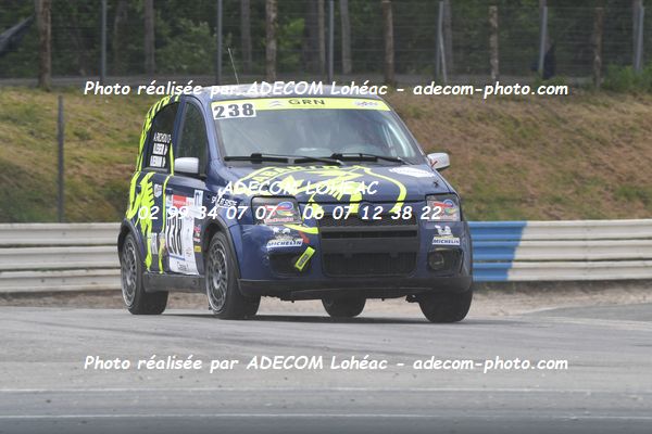 http://v2.adecom-photo.com/images//3.FOL'CAR/2023/FOL_CAR_MAYENNE_2023/REBMANN_Nicolas/30A_7593.JPG