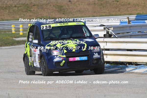 http://v2.adecom-photo.com/images//3.FOL'CAR/2023/FOL_CAR_MAYENNE_2023/REBMANN_Nicolas/30A_8958.JPG