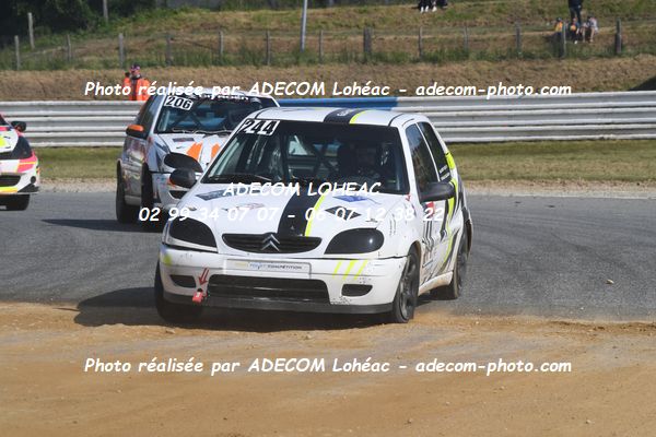 http://v2.adecom-photo.com/images//3.FOL'CAR/2023/FOL_CAR_MAYENNE_2023/SALMON_Thomas_TOUET_Valentin/30A_0288.JPG