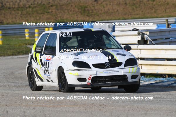 http://v2.adecom-photo.com/images//3.FOL'CAR/2023/FOL_CAR_MAYENNE_2023/SALMON_Thomas_TOUET_Valentin/30A_9593.JPG