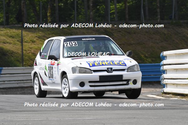 http://v2.adecom-photo.com/images//3.FOL'CAR/2023/FOL_CAR_MAYENNE_2023/SEIGNEUR_Matteo/30A_8119.JPG
