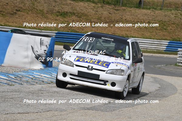 http://v2.adecom-photo.com/images//3.FOL'CAR/2023/FOL_CAR_MAYENNE_2023/SEIGNEUR_Matteo/30A_8537.JPG
