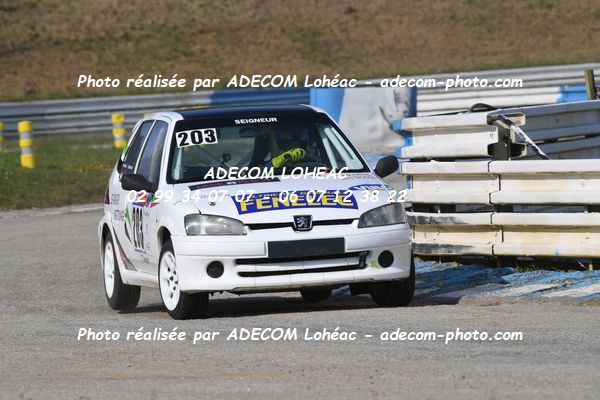 http://v2.adecom-photo.com/images//3.FOL'CAR/2023/FOL_CAR_MAYENNE_2023/SEIGNEUR_Matteo/30A_9131.JPG
