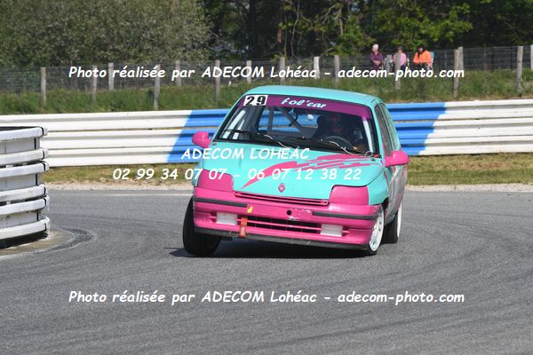 http://v2.adecom-photo.com/images//3.FOL'CAR/2023/FOL_CAR_MAYENNE_2023/SIMIER_AnaisGREGOIRE_Florian/30A_0200.JPG