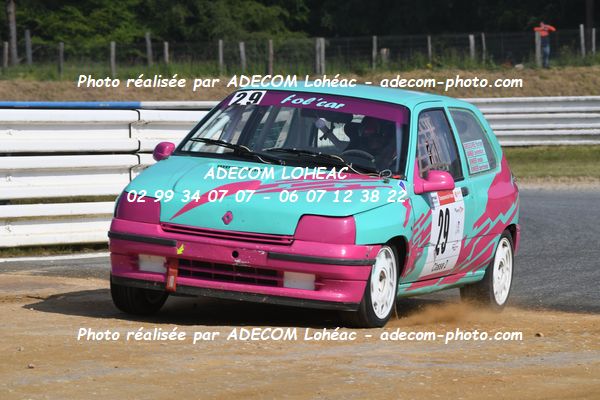 http://v2.adecom-photo.com/images//3.FOL'CAR/2023/FOL_CAR_MAYENNE_2023/SIMIER_AnaisGREGOIRE_Florian/30A_0220.JPG