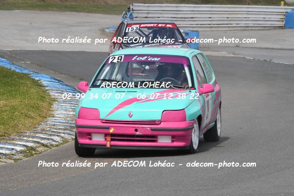 http://v2.adecom-photo.com/images//3.FOL'CAR/2023/FOL_CAR_MAYENNE_2023/SIMIER_AnaisGREGOIRE_Florian/30A_8418.JPG