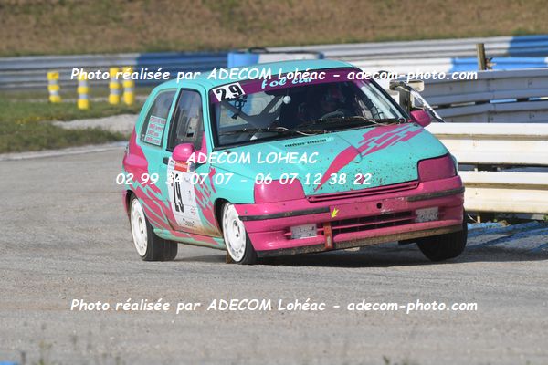 http://v2.adecom-photo.com/images//3.FOL'CAR/2023/FOL_CAR_MAYENNE_2023/SIMIER_AnaisGREGOIRE_Florian/30A_9401.JPG