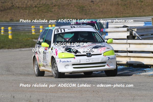 http://v2.adecom-photo.com/images//3.FOL'CAR/2023/FOL_CAR_MAYENNE_2023/SURIN_LarryTHIBAULT_Kevin/30A_9397.JPG