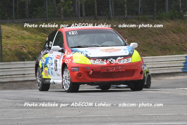 http://v2.adecom-photo.com/images//3.FOL'CAR/2023/FOL_CAR_MAYENNE_2023/TIREAU_Christophe_FLON_Nicolas/30A_7536.JPG