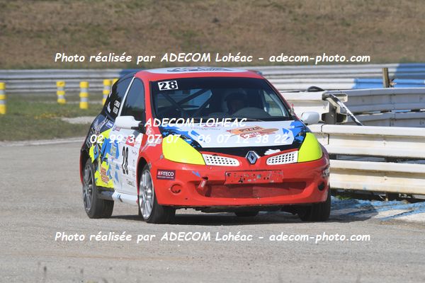 http://v2.adecom-photo.com/images//3.FOL'CAR/2023/FOL_CAR_MAYENNE_2023/TIREAU_Christophe_FLON_Nicolas/30A_8809.JPG