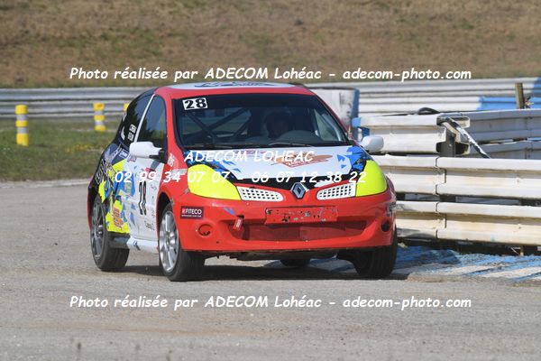 http://v2.adecom-photo.com/images//3.FOL'CAR/2023/FOL_CAR_MAYENNE_2023/TIREAU_Christophe_FLON_Nicolas/30A_8822.JPG