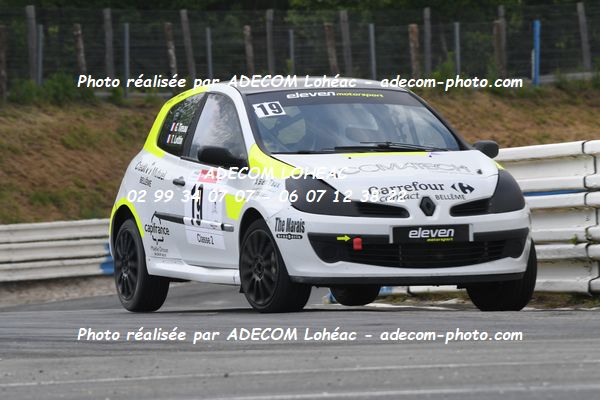 http://v2.adecom-photo.com/images//3.FOL'CAR/2023/FOL_CAR_MAYENNE_2023/TIREAU_Gilles_LOTTIN_Thomas/30A_8260.JPG