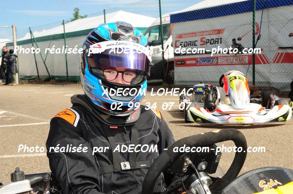 http://v2.adecom-photo.com/images//4.KARTING/2019/CHAMPIONNAT_DE_LIGUE_KARTING_LOHEAC_2019/ROTAX/FRANCOIS_Antoine/37E_9733.JPG