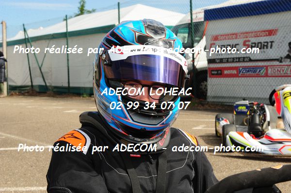 http://v2.adecom-photo.com/images//4.KARTING/2019/CHAMPIONNAT_DE_LIGUE_KARTING_LOHEAC_2019/ROTAX/FRANCOIS_Antoine/37E_9734.JPG