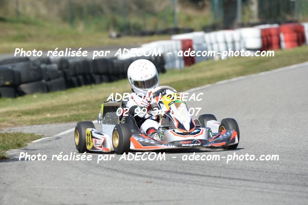 http://v2.adecom-photo.com/images//4.KARTING/2020/CHAMPIONNAT_DE_LIGUE_LOHEAC_2020/CADET/LEVEZAC_Baptiste/05A_8105.JPG