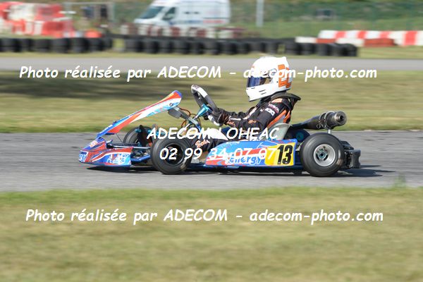 http://v2.adecom-photo.com/images//4.KARTING/2020/CHAMPIONNAT_DE_LIGUE_LOHEAC_2020/MINIMES/COUEDEL_Enzo/05A_6063.JPG