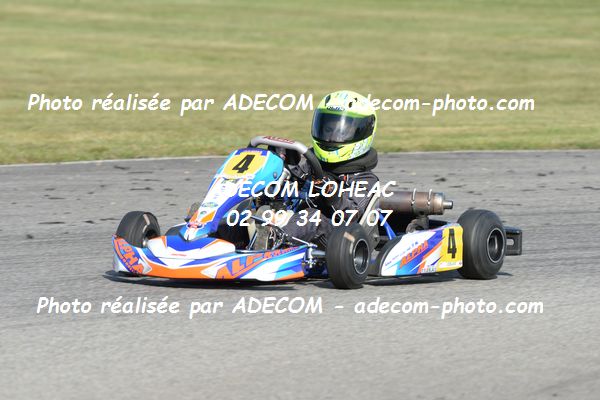 http://v2.adecom-photo.com/images//4.KARTING/2020/CHAMPIONNAT_DE_LIGUE_LOHEAC_2020/MINIMES/LEBLAIS_Maxance/05A_6039.JPG