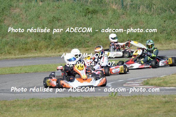 http://v2.adecom-photo.com/images//4.KARTING/2020/CHAMPIONNAT_DE_LIGUE_LOHEAC_2020/NATIONALE/BOURE_Arthur/05A_6455.JPG