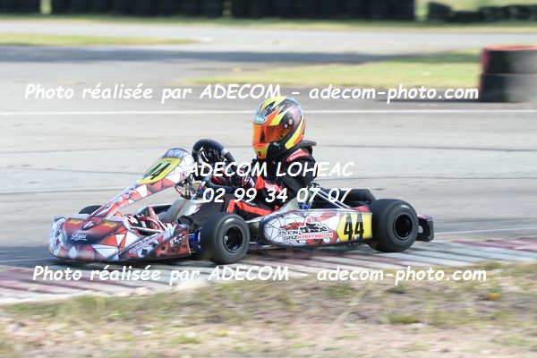 http://v2.adecom-photo.com/images//4.KARTING/2020/CHAMPIONNAT_DE_LIGUE_LOHEAC_2020/NATIONALE/DUPONT_Hugo/05A_6405.JPG