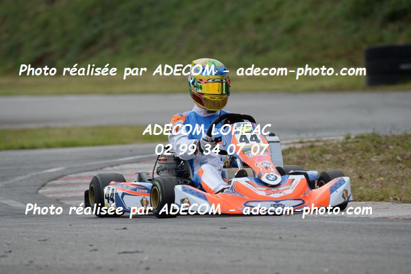 http://v2.adecom-photo.com/images//4.KARTING/2020/CHAMPIONNAT_DE_LIGUE_LOHEAC_2020/SENIOR_MASTER_GENTLEMAN/HELLAOUET_Sebastien/05A_7444.JPG