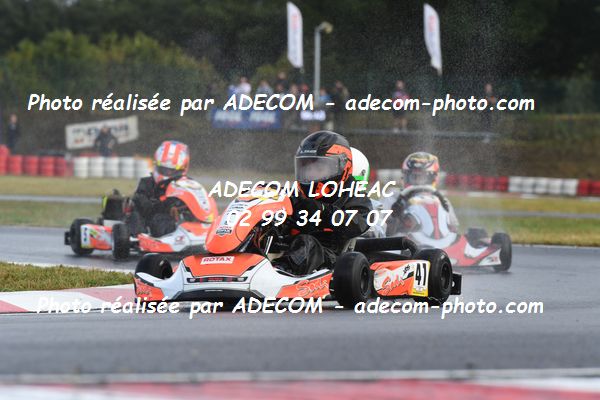 http://v2.adecom-photo.com/images//4.KARTING/2021/CHAMPIONNAT_DE_FRANCE_KARTING_2021/CADET/GUILLOTEAU_Theo/46A_5104.JPG