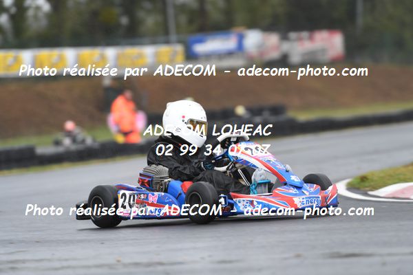 http://v2.adecom-photo.com/images//4.KARTING/2021/CHAMPIONNAT_DE_FRANCE_KARTING_2021/MINIME/ESTEVES_Pablo/46A_4745.JPG