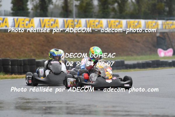 http://v2.adecom-photo.com/images//4.KARTING/2021/CHAMPIONNAT_DE_FRANCE_KARTING_2021/MINIME/RENAULT_Vadim/46A_4647.JPG