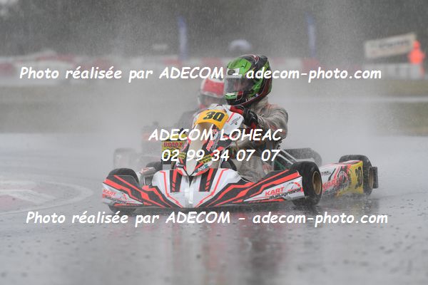 http://v2.adecom-photo.com/images//4.KARTING/2021/CHAMPIONNAT_DE_FRANCE_KARTING_2021/NATIONALE/BLIN_Teo/46A_4787.JPG