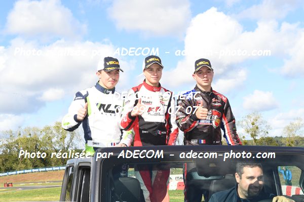 http://v2.adecom-photo.com/images//4.KARTING/2021/CHAMPIONNAT_DE_FRANCE_KARTING_2021/NATIONALE/BROGGIO_Antoine/46A_7083.JPG