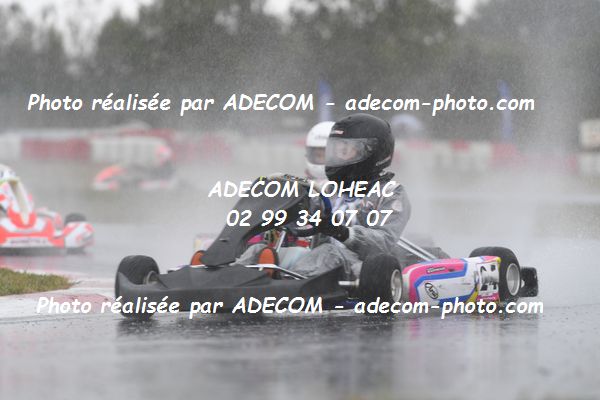 http://v2.adecom-photo.com/images//4.KARTING/2021/CHAMPIONNAT_DE_FRANCE_KARTING_2021/NATIONALE/GATINEAUD_Laura/46A_4806.JPG