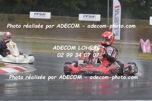 http://v2.adecom-photo.com/images//4.KARTING/2021/CHAMPIONNAT_DE_FRANCE_KARTING_2021/NATIONALE/LACREUSE_Enzo/46A_4915.JPG