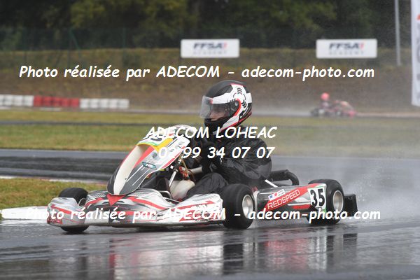 http://v2.adecom-photo.com/images//4.KARTING/2021/CHAMPIONNAT_DE_FRANCE_KARTING_2021/NATIONALE/VILLAR_Johan/46A_4891.JPG